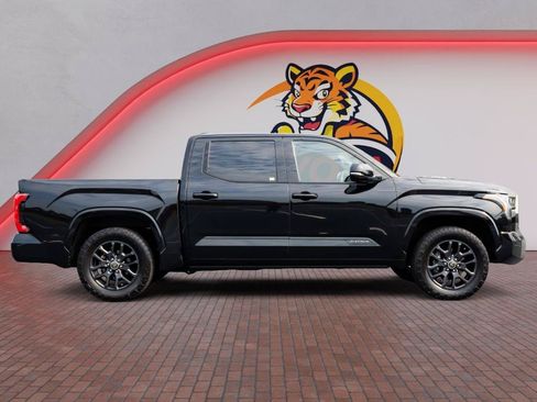 Used 2022 Toyota Tundra Platinum w/ Advanced Package AWD/4WD image 4