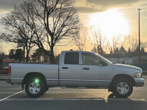 Used 2004 Dodge Ram 1500 Truck SLT image 6