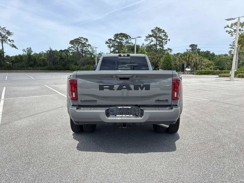 New 2026 RAM 3500 Laramie AWD/4WD image 4