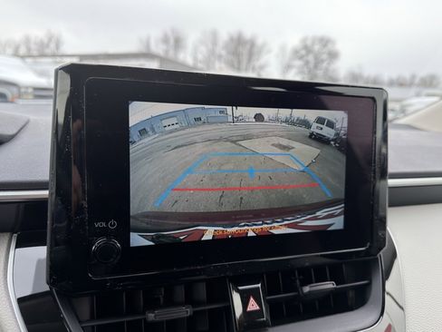 Used 2025 Toyota Corolla Hybrid Sedan image 45