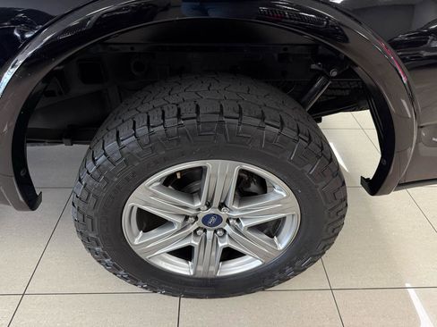 Used 2018 Ford F150 XLT w/ Equipment Group 302A Luxury image 21