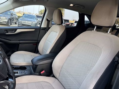 Certified 2022 Ford Escape SE w/ Convenience Package image 17