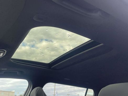 New 2025 Jeep Grand Cherokee L Laredo w/ Luxury Tech Group I image 2