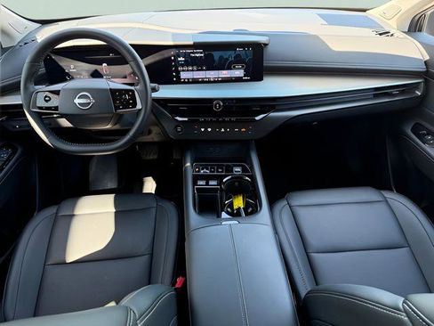 Certified 2025 Nissan Murano SL AWD/4WD image 8