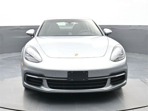 Used 2019 Porsche Panamera 4 image 25