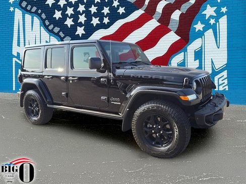 Used 2019 Jeep Wrangler Unlimited Sahara w/ Quick Order Package 24M Moab AWD/4WD image 1
