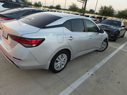 Used 2021 Nissan Sentra S FWD image 3