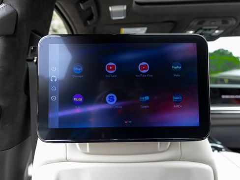 Used 2026 Cadillac Escalade V AWD/4WD image 48