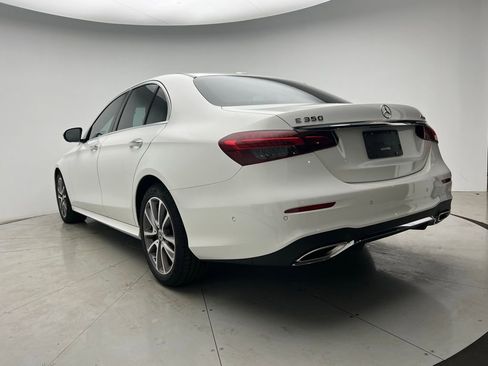 Used 2023 Mercedes-Benz E 350 4MATIC Sedan image 4