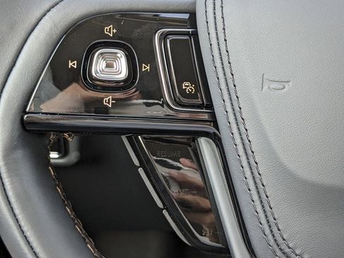 New 2025 Lincoln Aviator 2WD w/ Equipment Group 101A image 29