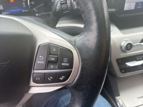 Used 2022 Ford Explorer XLT w/ Equipment Group 202A RWD image 29