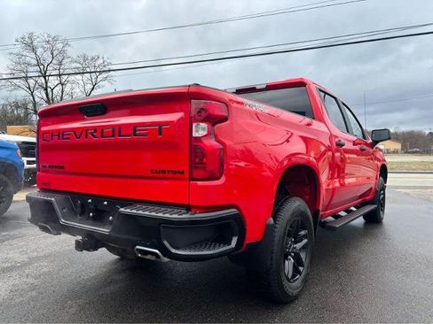 Used 2025 Chevrolet Silverado 1500 Custom Trail Boss w/ LPO, Dark Essentials Package AWD/4WD image 12