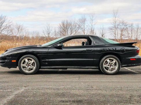 Used 2001 Pontiac Firebird Trans Am image 3