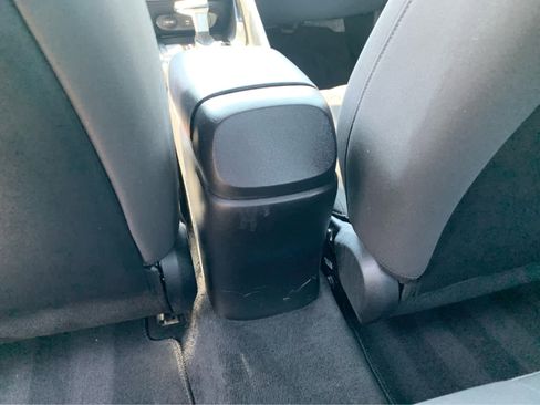 Used 2023 Hyundai Elantra SEL w/ Convenience Package image 25