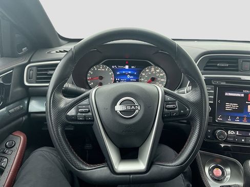 Used 2021 Nissan Maxima Platinum w/ 40th Anniversary Package FWD image 11