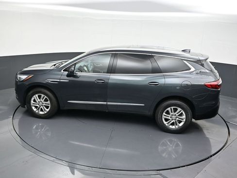 Used 2020 Buick Enclave Essence image 19