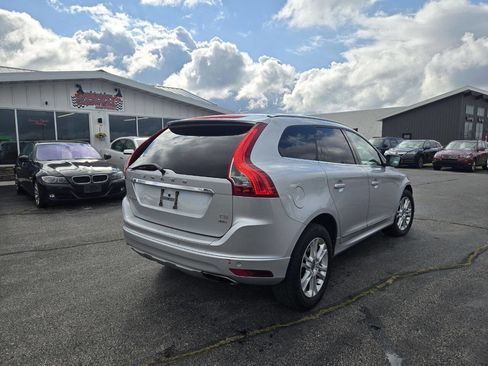 Used 2016 Volvo XC60 T5 Premier image 11
