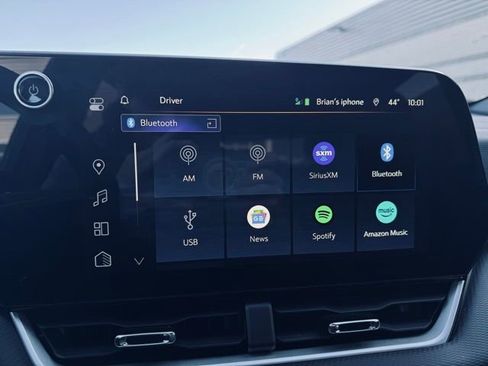 Used 2025 Chevrolet Equinox LT image 32