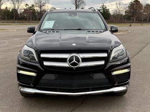 Used 2016 Mercedes-Benz GL 550 4MATIC image 5
