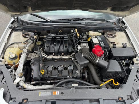 Used 2010 Ford Fusion SE FWD image 37