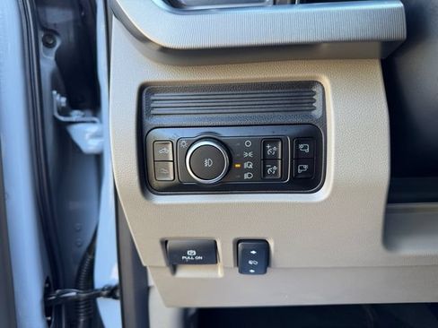 Used 2025 Ford F450 Platinum w/ Platinum Plus Package AWD/4WD image 21