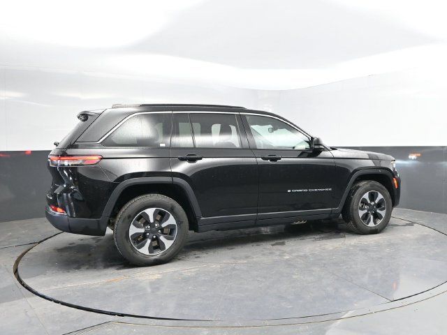 Used 2024 Jeep Grand Cherokee Limited 4xe AWD/4WD image 2
