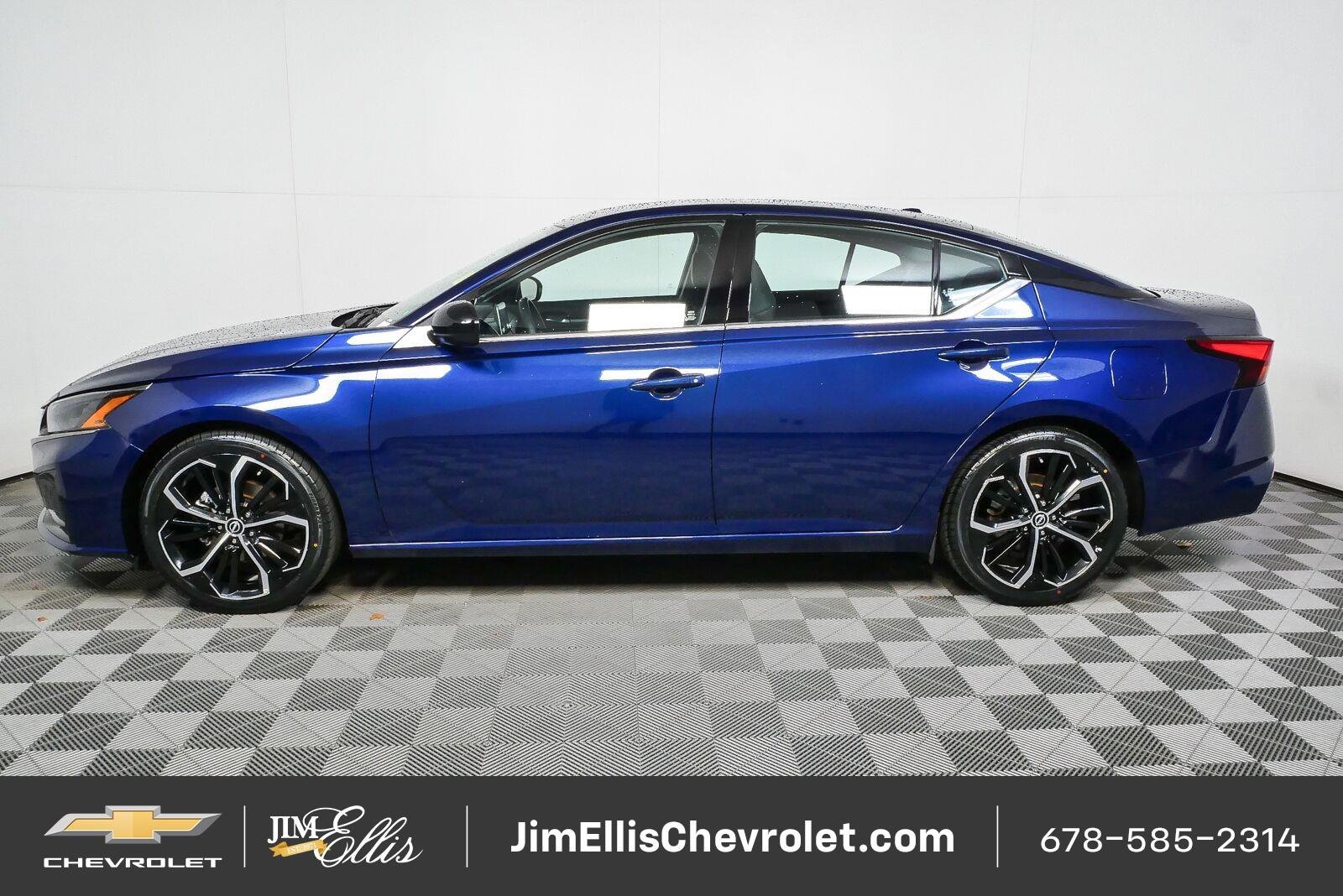 Used 2024 Nissan Altima 2.5 SR FWD image 24