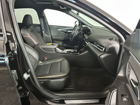 Used 2024 Buick Envista Avenir FWD image 34