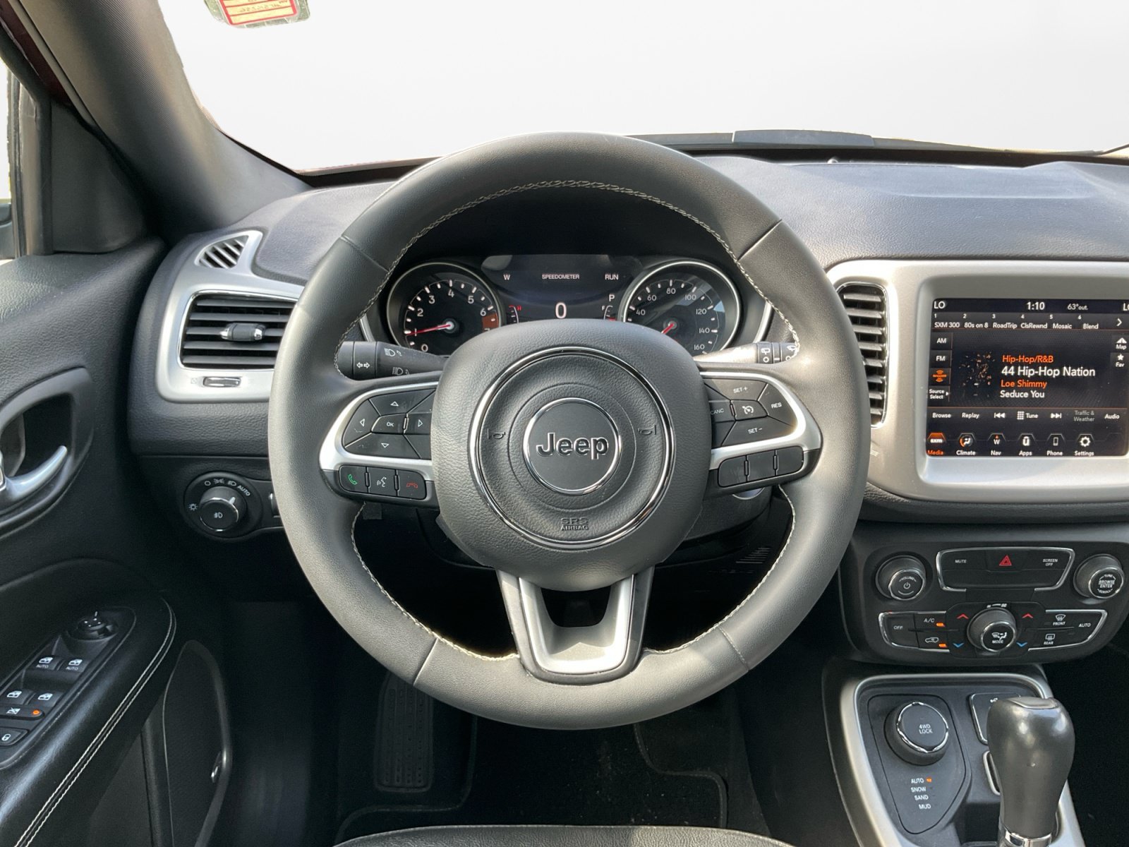 Used 2021 Jeep Compass Latitude w/ Sun and Sound Group AWD/4WD image 14