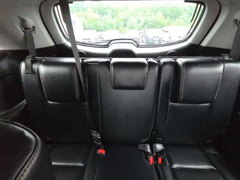 Used 2018 Toyota Highlander Limited AWD/4WD image 32