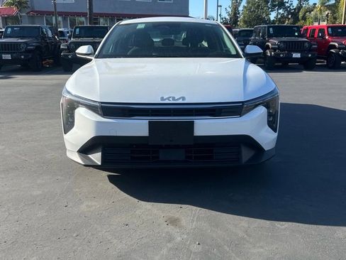Used 2025 Kia K4 LXS image 6