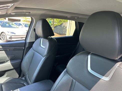 Certified 2024 Hyundai Tucson Limited image 9