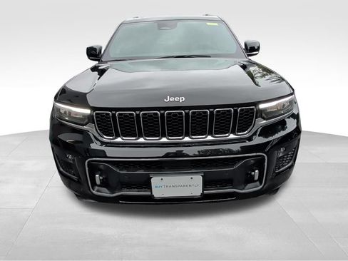 Used 2023 Jeep Grand Cherokee L Overland w/ Luxury Tech Group IV AWD/4WD image 8
