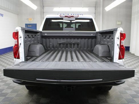 Used 2023 Chevrolet Silverado 1500 ZR2 image 41