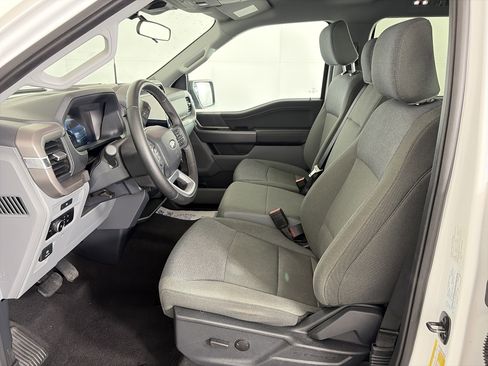 Used 2025 Ford F150 XLT w/ Equipment Group 301A Standard image 6