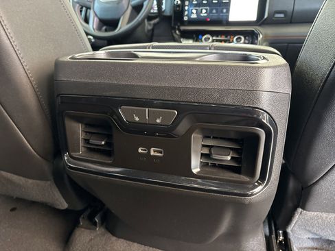 Certified 2024 GMC Sierra 2500 AT4 w/ AT4 Premium Plus Package AWD/4WD image 21