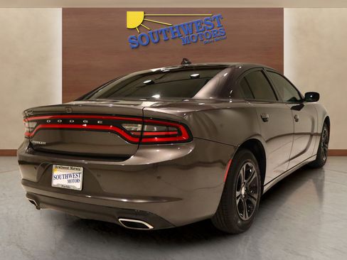 Used 2023 Dodge Charger SXT image 4