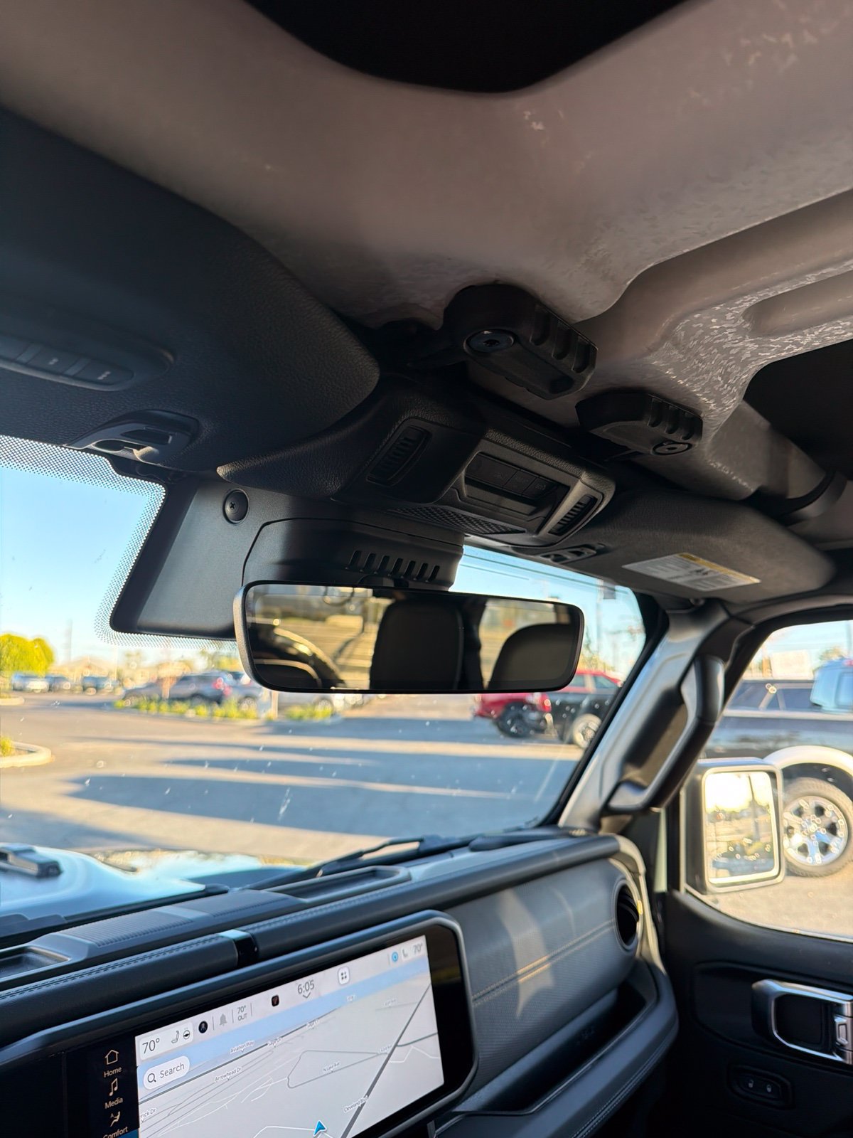 Used 2025 Jeep Wrangler Unlimited Rubicon 392 AWD/4WD image 15