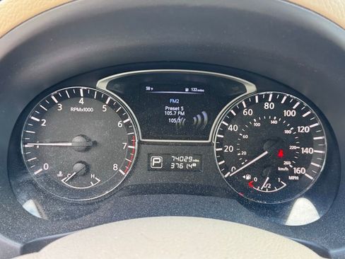 Used 2015 Nissan Altima 2.5 SL FWD image 10