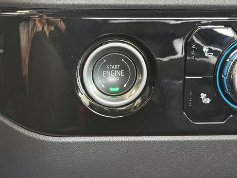 Used 2024 GMC Sierra 1500 Elevation AWD/4WD image 18