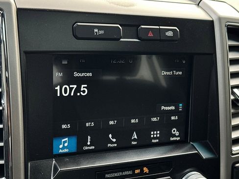 Used 2016 Ford F150 Lariat w/ Equipment Group 502A Luxury image 17