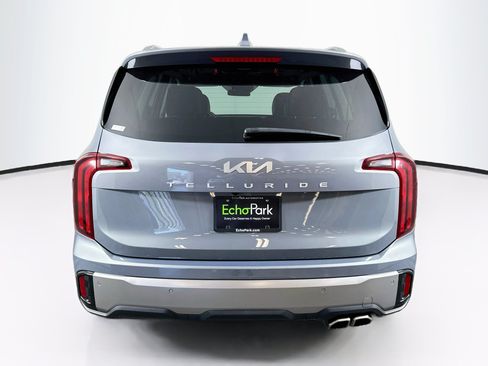 Used 2025 Kia Telluride S FWD image 7