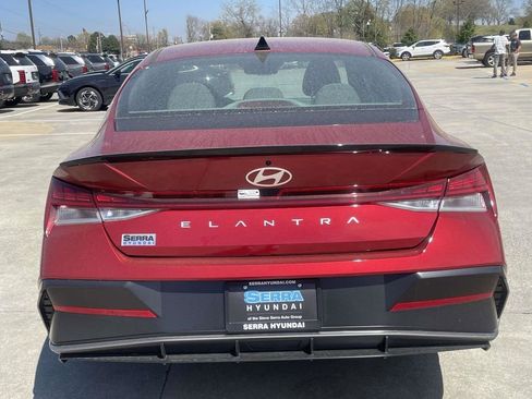 New 2026 Hyundai Elantra SEL Sport Premium FWD image 3