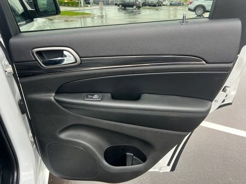 Used 2019 Jeep Grand Cherokee Limited X AWD/4WD image 14