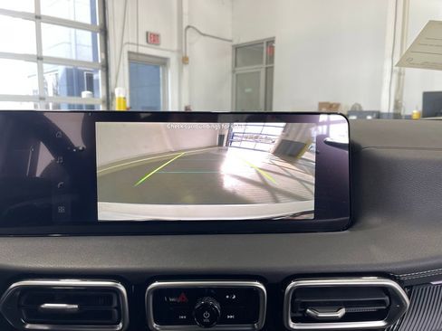 New 2026 Nissan Sentra SV w/ SV Convenience Package image 12