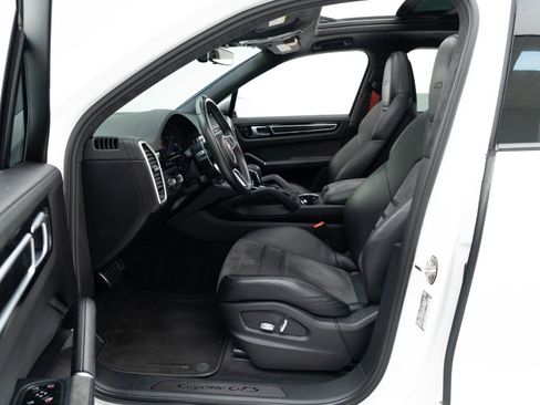 Used 2021 Porsche Cayenne GTS image 17