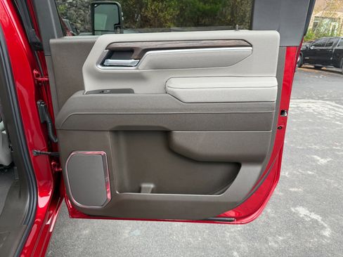 New 2026 GMC Sierra 2500 SLT w/ Max Trailering Package image 21