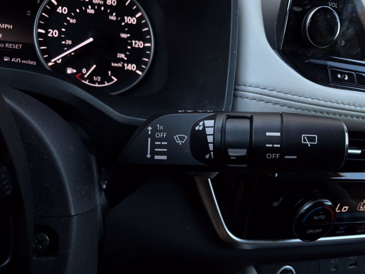 Used 2023 Nissan Rogue SL w/ SL Premium Package FWD image 47