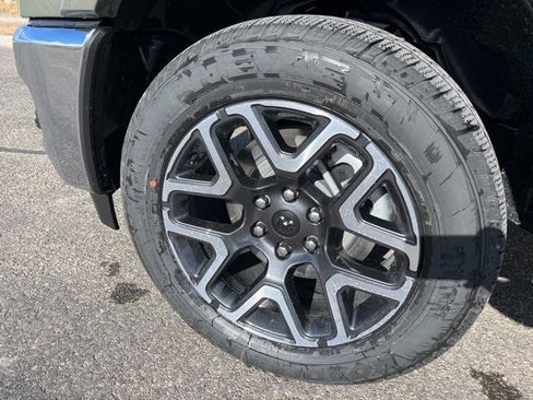 New 2026 RAM 1500 Laramie image 9