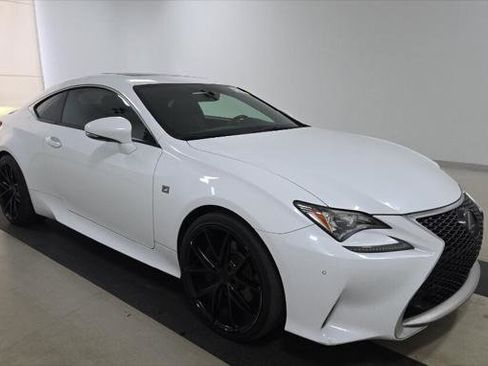 Used 2016 Lexus RC 200t image 23